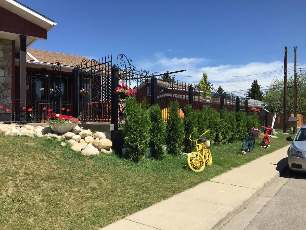 The Calgary Hub Hostel Style Home